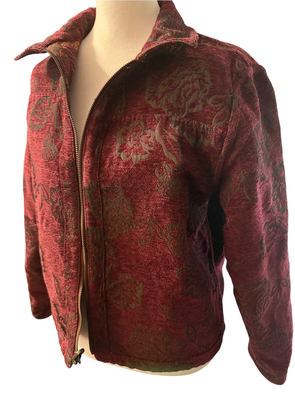 Women’s Reversible Floral Jacquard Zip-Front Jacket - Picture 4 of 7